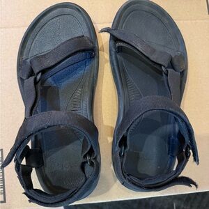 Teva Hurricane Sandal (Women) black